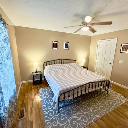 Cozy 2 Bedroom Townhouse Near Lake And Restaurants Guntersville Bagian luar foto